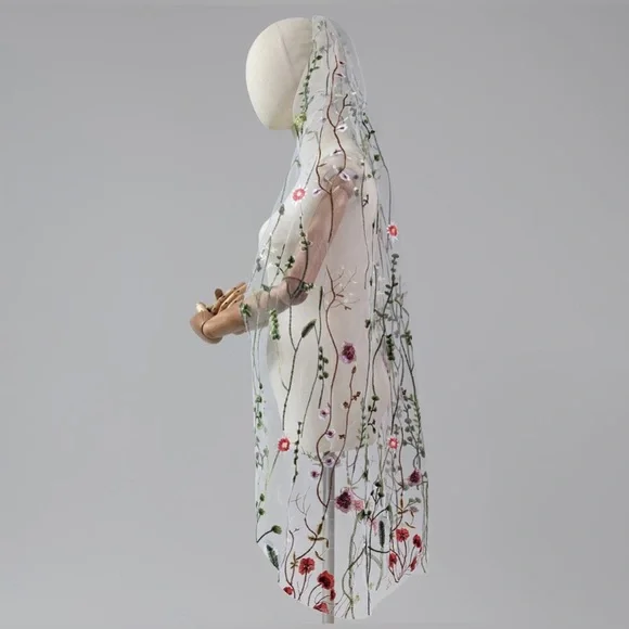 Wildflower Embroidered Veil - 63inches in Length - Picture 5 of 14